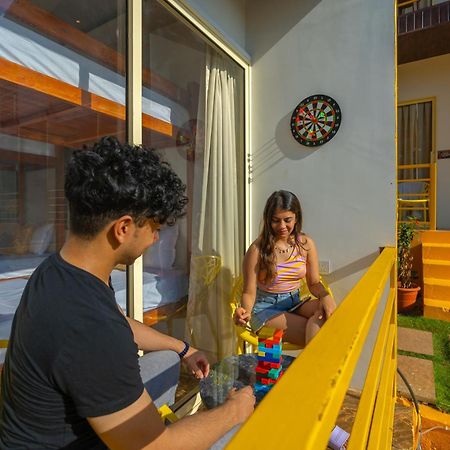 The Social Stays Goa, Morjim Formerly Artbuzz ภายนอก รูปภาพ