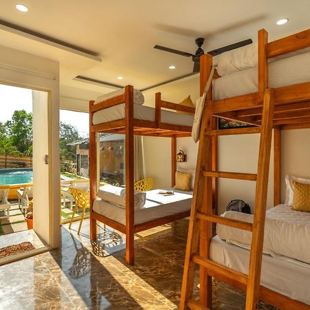 The Social Stays Goa, Morjim Formerly Artbuzz ภายนอก รูปภาพ