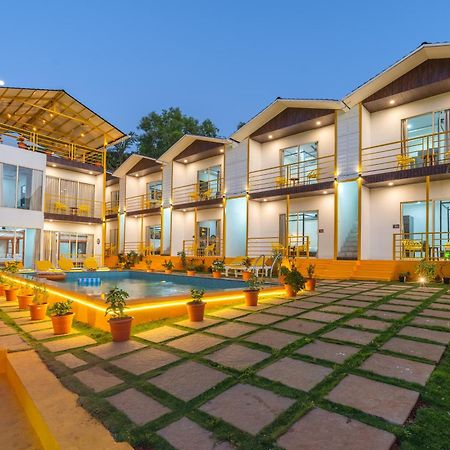 The Social Stays Goa, Morjim Formerly Artbuzz ภายนอก รูปภาพ