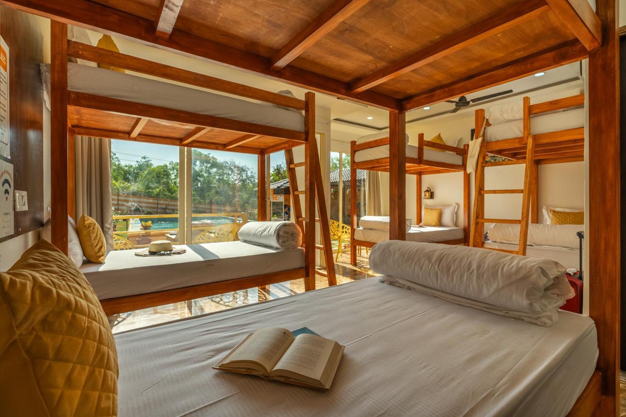 The Social Stays Goa, Morjim Formerly Artbuzz ภายนอก รูปภาพ