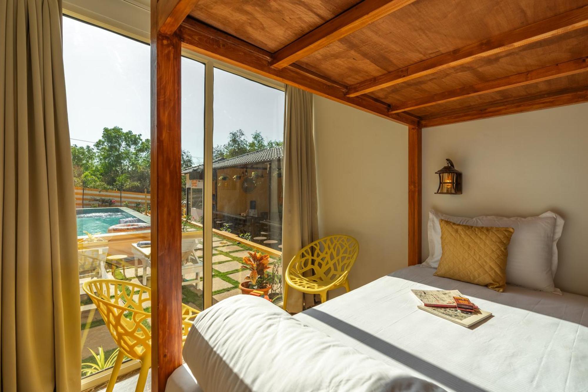 The Social Stays Goa, Morjim Formerly Artbuzz ภายนอก รูปภาพ