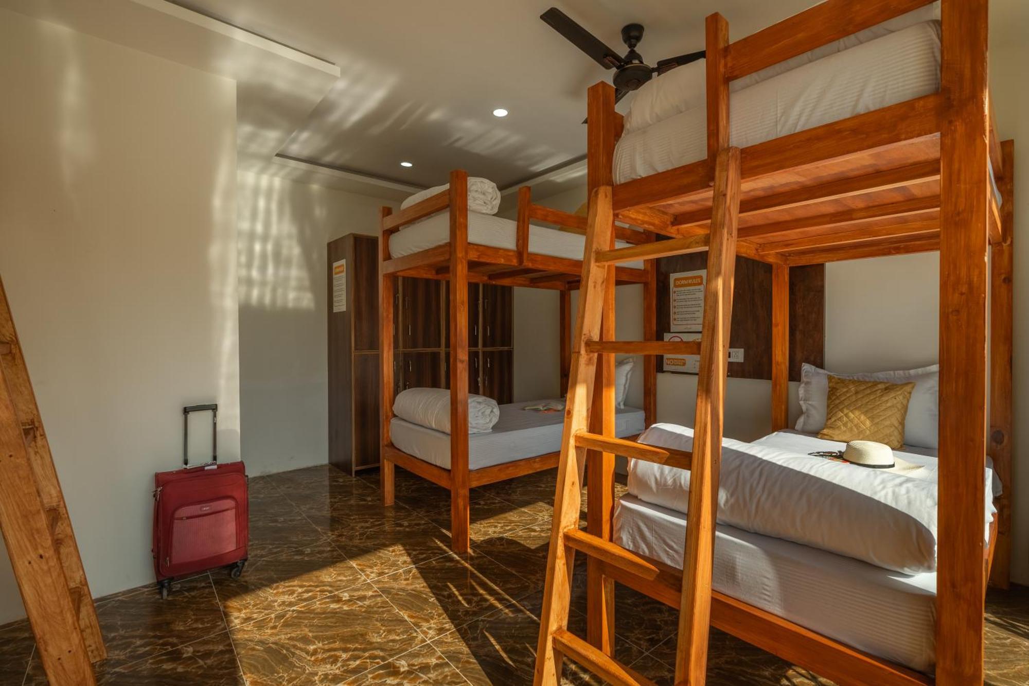 The Social Stays Goa, Morjim Formerly Artbuzz ภายนอก รูปภาพ