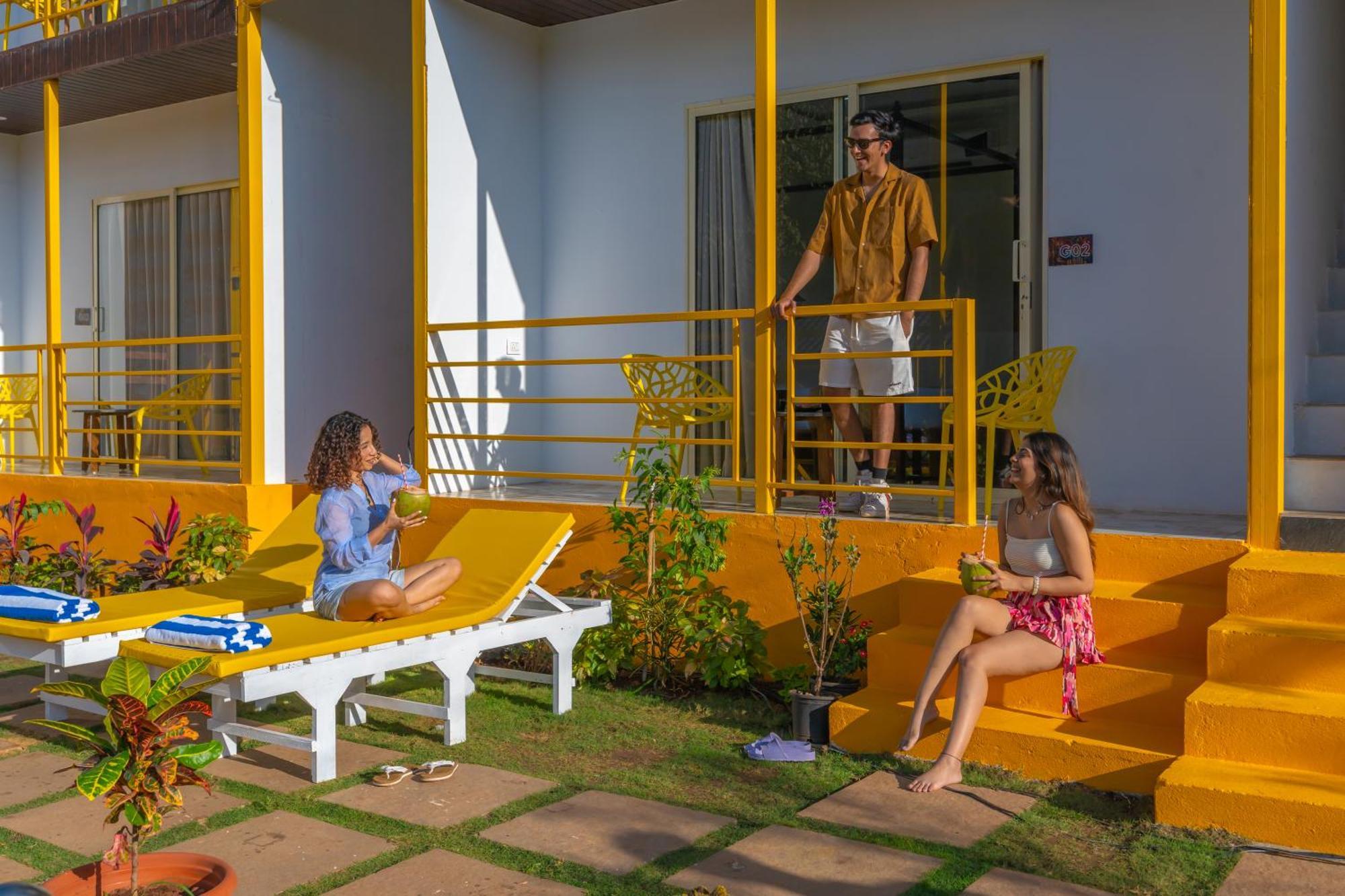 The Social Stays Goa, Morjim Formerly Artbuzz ภายนอก รูปภาพ